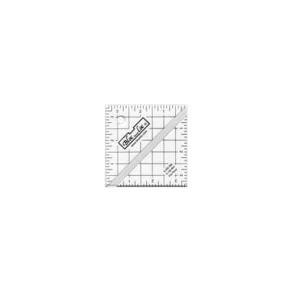 Half-Square Triangle Ruler (3-1/2" x 3-1/2")