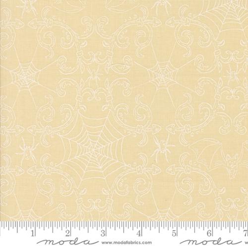 Home Sweet Haunt Bone White 20917 21 Moda